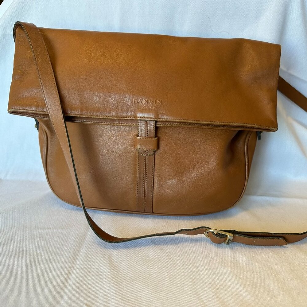 Vintage Lanvin foldover leather crossbody purse in camel